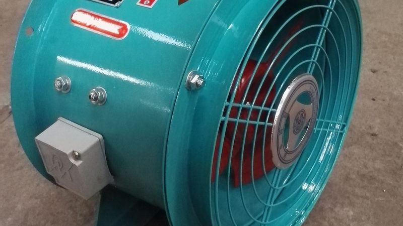 大型工厂除尘风机：揭秘高效能选型的关键要素**